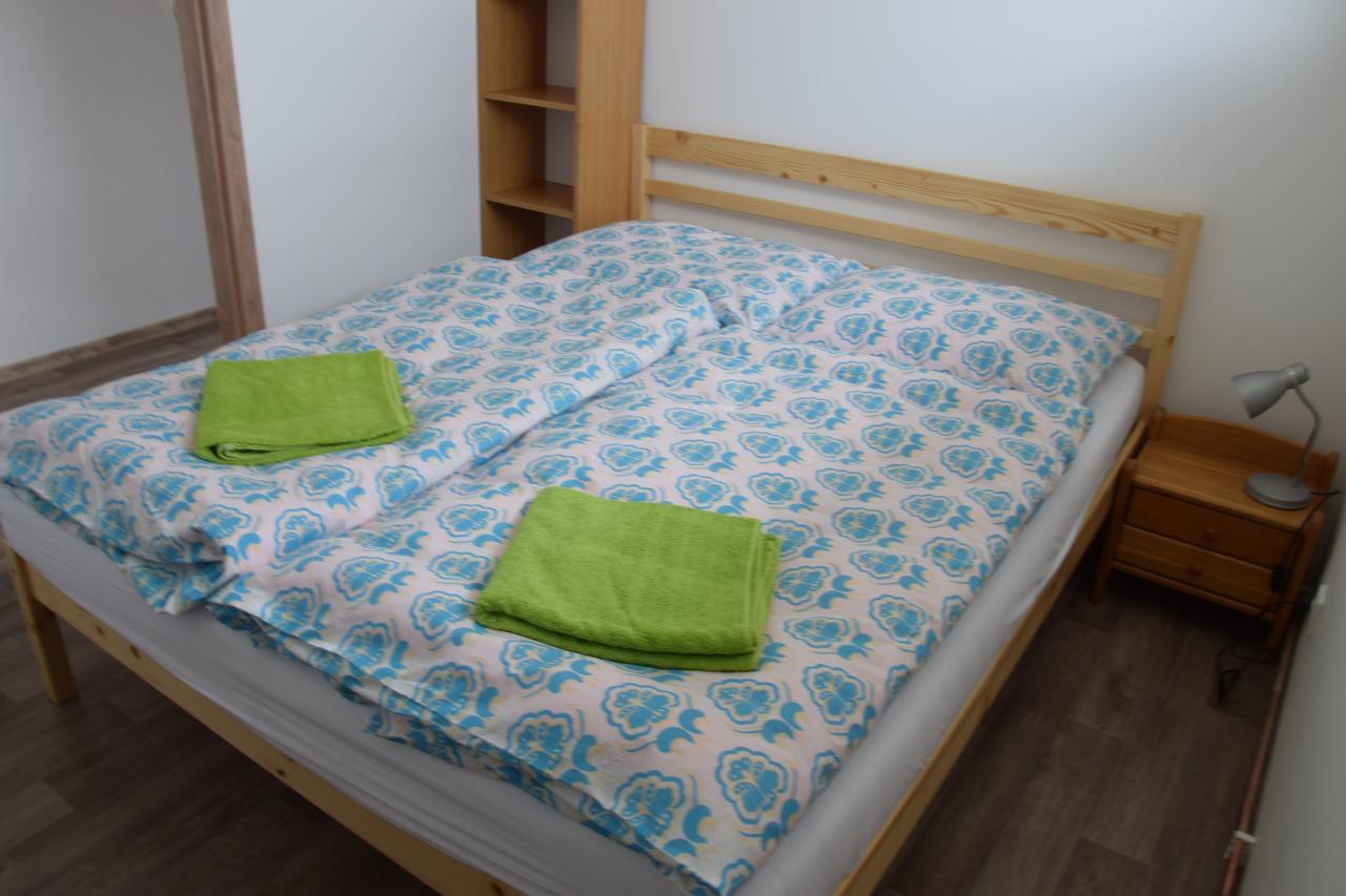 Apartamento Penzion Na Samotách Jindřichův Hradec Exterior foto